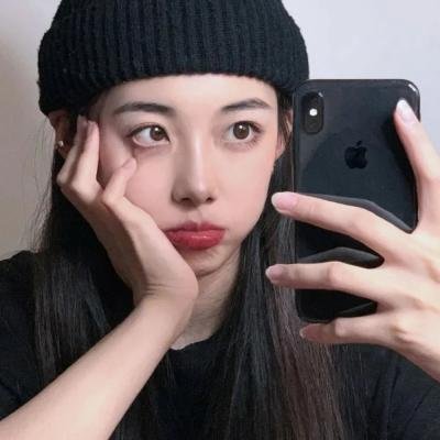 布劳涅森林的女人们